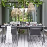 Lafuma - Tables et chaises pour la terrasse.