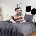 Bambaw Cozy Bamboo Pillowcase 50 x 75 cm, Set of 2 - Charcoal