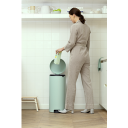 Treteimer Newicon 30 L mit Kunststoffeinsatz - Jade Green