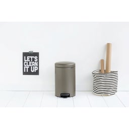 NewIcon - Pattumiera a Pedale 12 L con Inserto in Plastica - Platinum