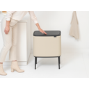 Brabantia Bo Touch Bin 3x11 L con 3 compartimentos - Soft Beige