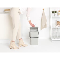 Brabantia Koš za odpadke Sort & Go 25 L - Light Grey