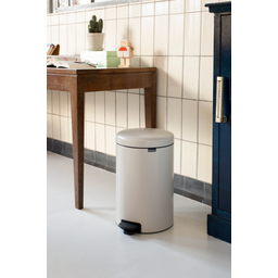 Treteimer Newicon 20 L mit Kunststoffeinsatz - Soft Beige