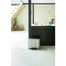 Bo - Pattumiera a Pedale 36 L con Inserto in Plastica - Matt Steel Fingerprint Proof