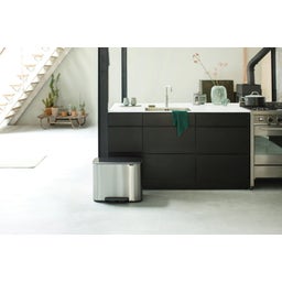 Bo - Pattumiera a Pedale 36 L con Inserto in Plastica - Matt Steel Fingerprint Proof