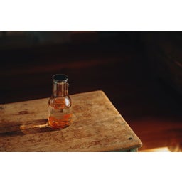 Sonnenglas Lichtkaraffe M1 (ohne Sonnenmodul) - Orangene Sprenkel