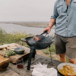 Barebones All-in-One Cast Iron Grill, 8 Piece Set