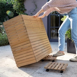 Coaster with Wheels - Natural Wood square - 28