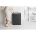 Bo Touch Bin 2 x 30 L con 2 Compartimentos de Plástico - Matt Black