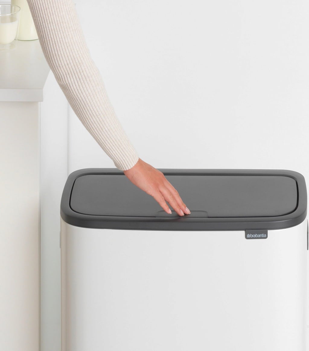 Bo Touch Bin 60 L mit 1 Kunststoffeinsatz - White
