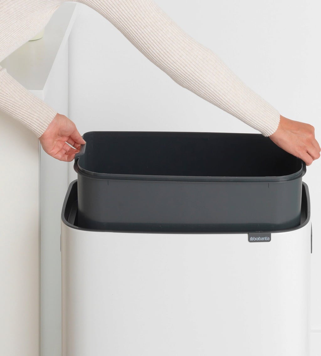 Bo Touch Bin 60 L mit 1 Kunststoffeinsatz - White