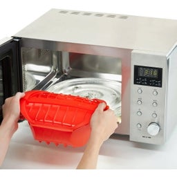 Deep Microwave Steamer with Tray for 1-2 Servings