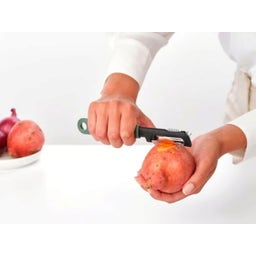 Épluche-Légumes Tasty+ avec Zesteur Pivotant