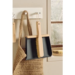 IB Laursen Dusptan with Brush - 1 set