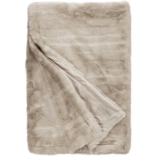 Winter Home Capretta Plush Blanket