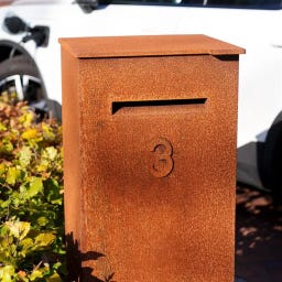 ADEZZ Briefkasten CASE