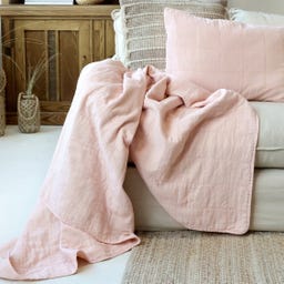 Chic Antique Vintage Quilt - Rosa