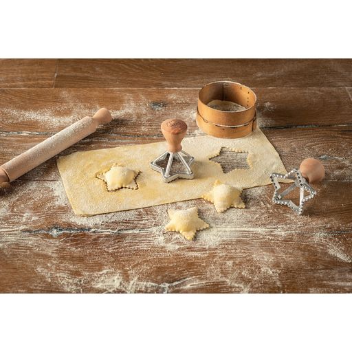 Marcato Cutter for Ravioli, Biscuits & More - Star 6.5 cm