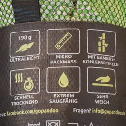 Potovalna brisača z bambusovimi vlakni iz aktivnega oglja, 80 x 40 cm - zelena