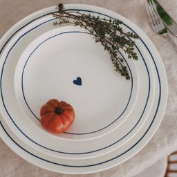 Eulenschnitt Assiette à Petit-Déjeuner Ronde, 20,5 cm - Cœur bleu foncé