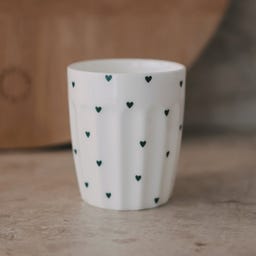 Eulenschnitt Becher kleine Herzen - grün