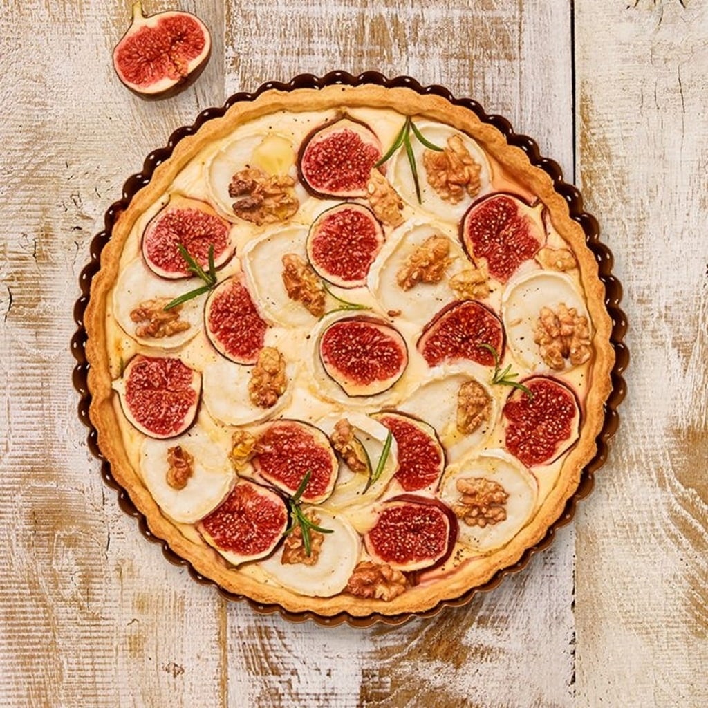 Laib & Seele Tart Pan, Perforated with Detachable Base - Ø 25 cm