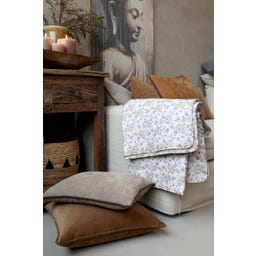 Chic Antique Floral Quilt