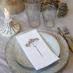Chic Antique “Flower Stem” Napkin
