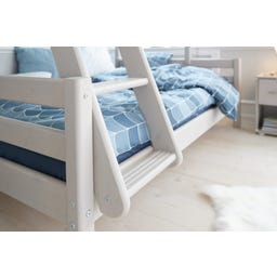 CLASSIC Family Bed with Inclined Ladder, 90 x 140 cm - 