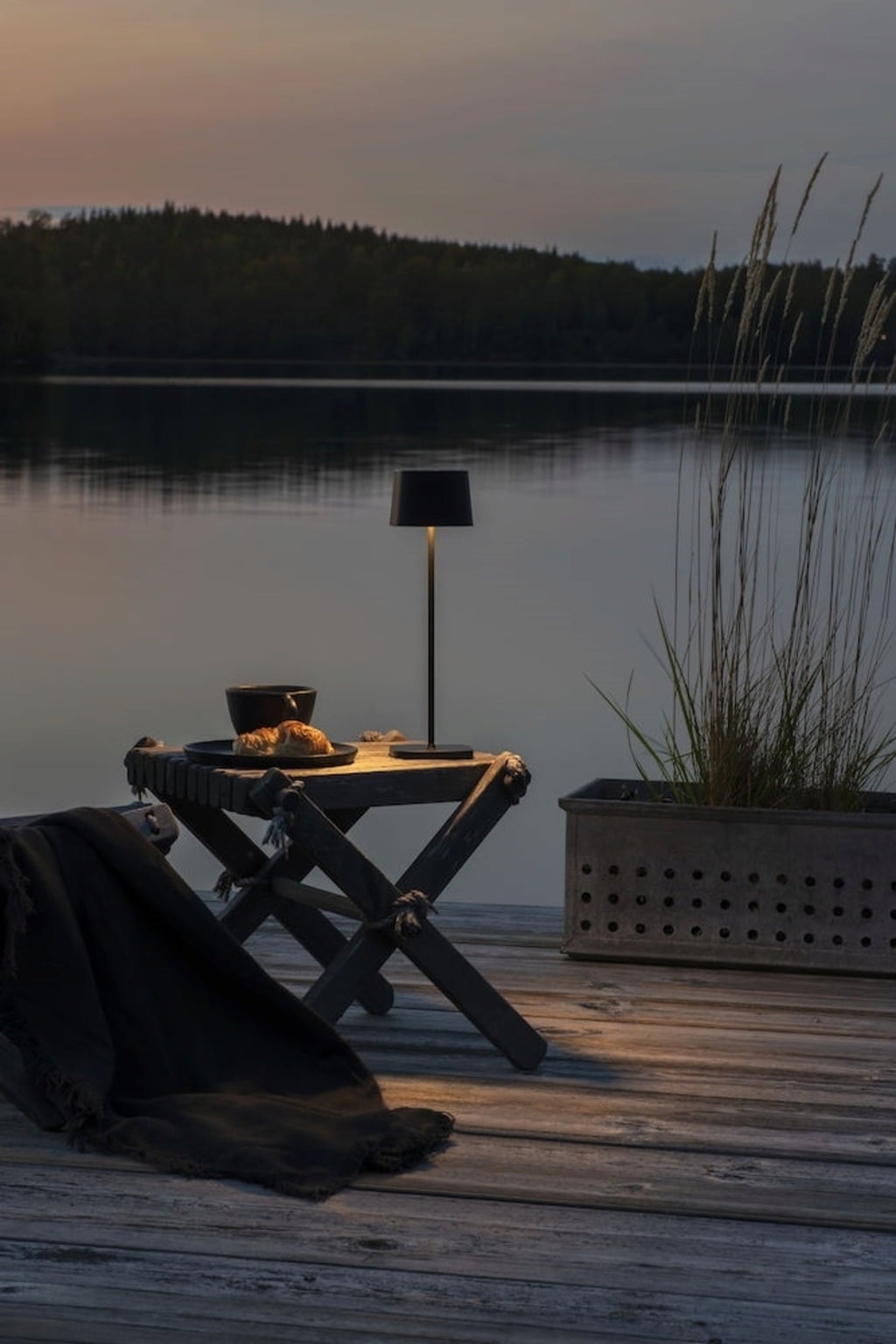 Konstsmide Capri LED USB Table Lamp - black