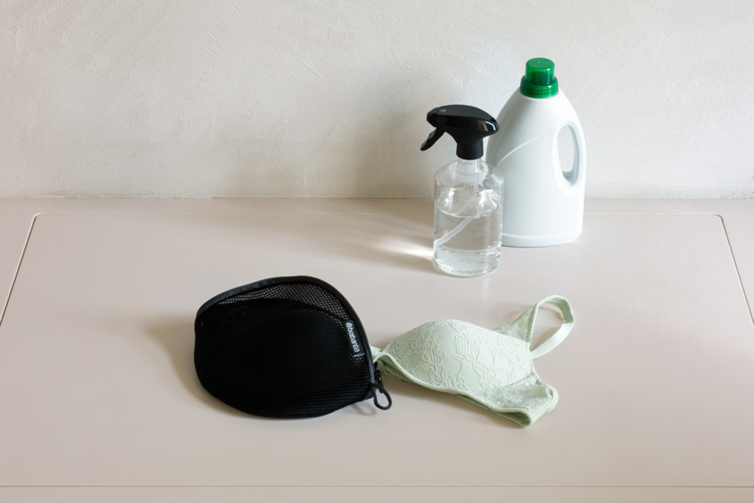 Brabantia Wäsche-Schutzbeutel für BHs & Kleinteile - black