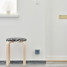 AVOLT Square 2 - Wandstecker - Shark Blue